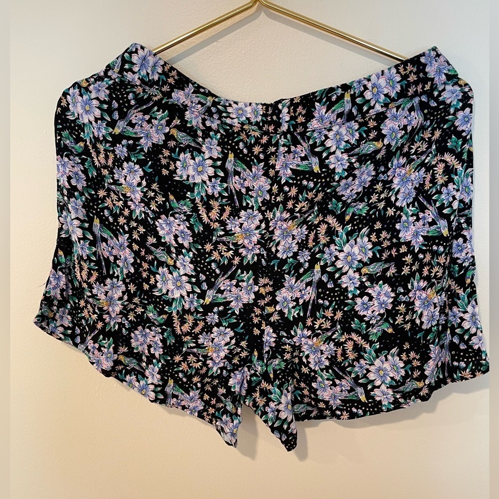 Anthropologie flowy flowery‎ shorts - Picture 2 of 4